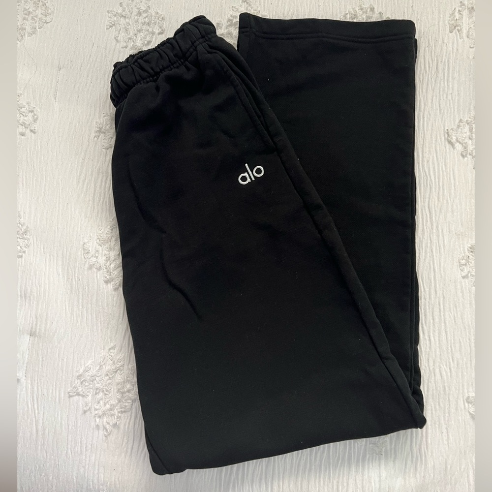 AloYoga Accolade Straight Leg Sweatpants Size Small